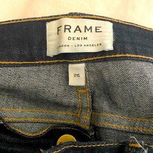 FRAME “Le Skinny de Jeanne” Jeans